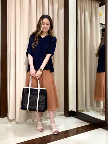 ANY SIS STAFF コーディネート画像