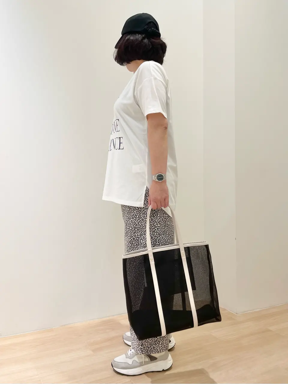 ANY SIS 今仲 コーディネート画像