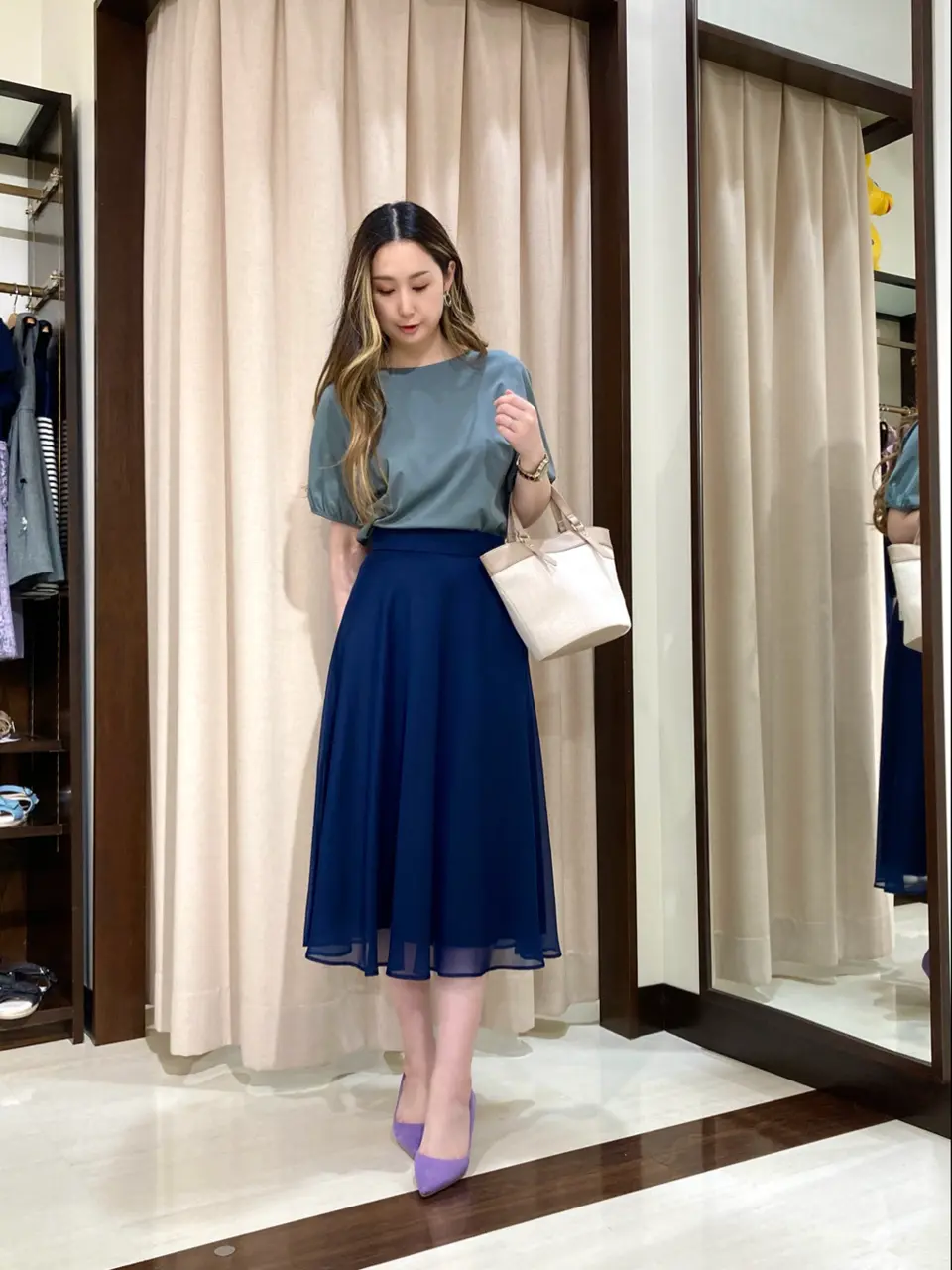 ANY SIS STAFF コーディネート画像