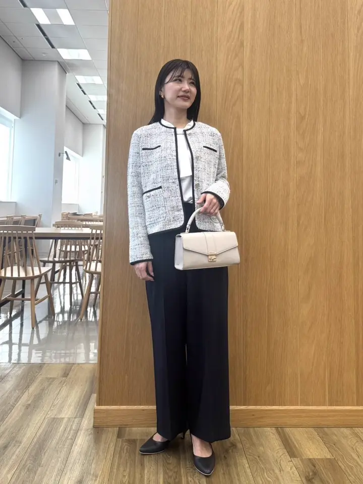 ANY SIS Eri コーディネート画像