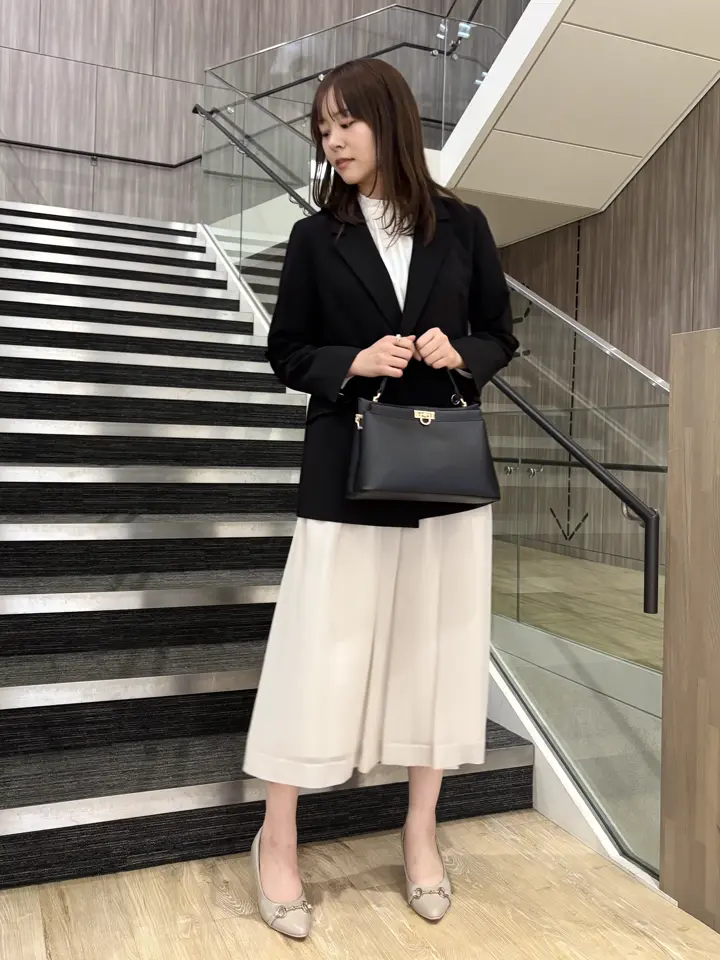 ANY SIS 里田 コーディネート画像