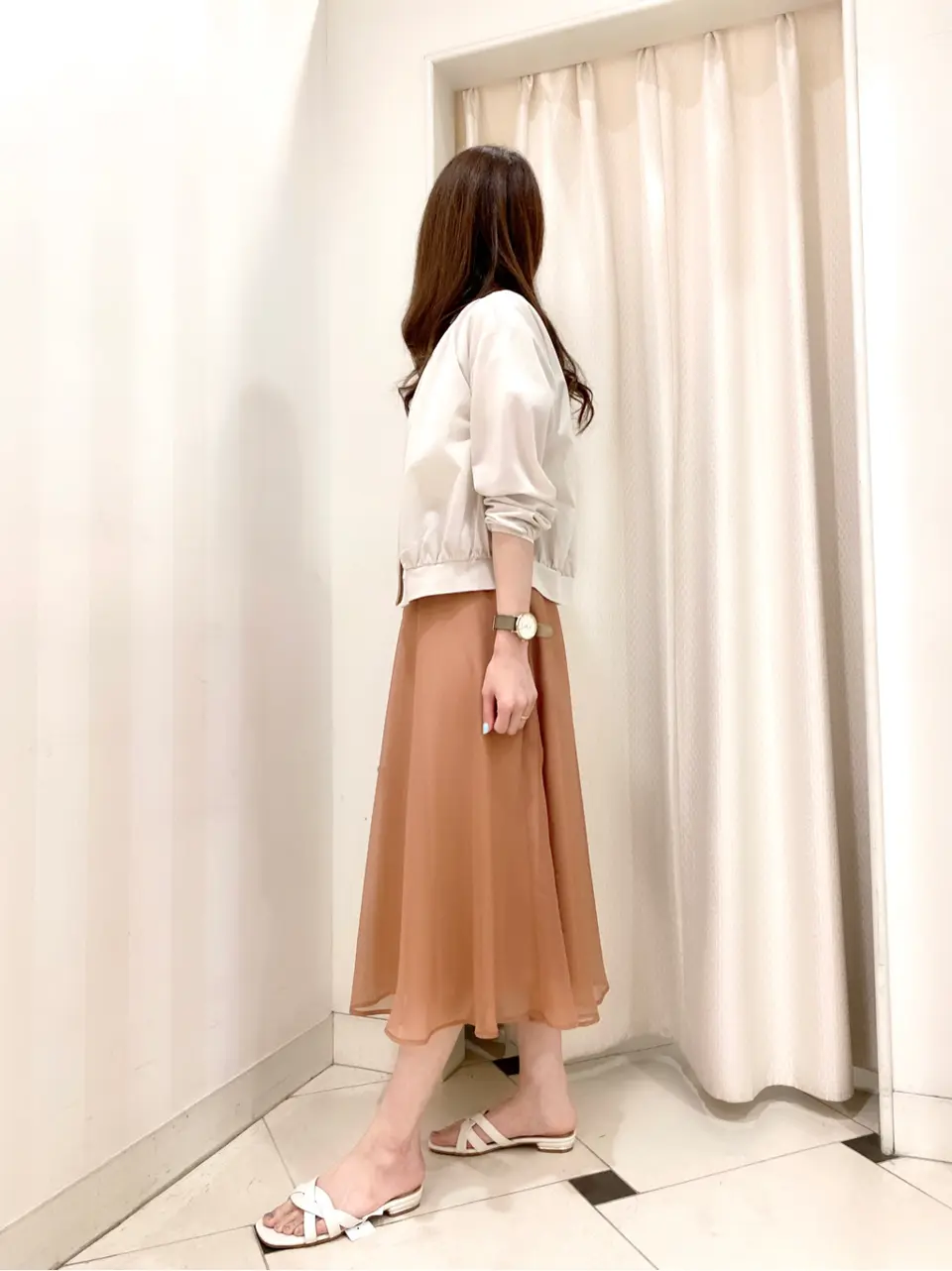 ANY SIS 金井 コーディネート画像