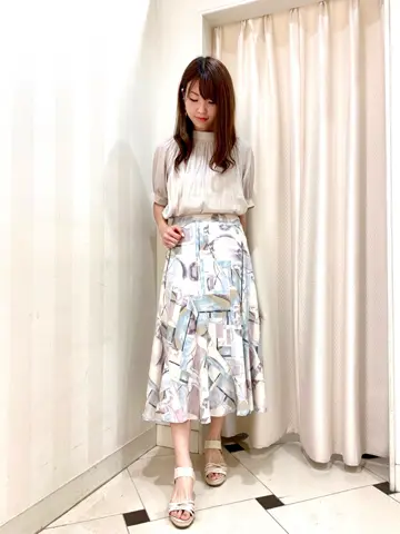 ANY SIS 金井 コーディネート画像