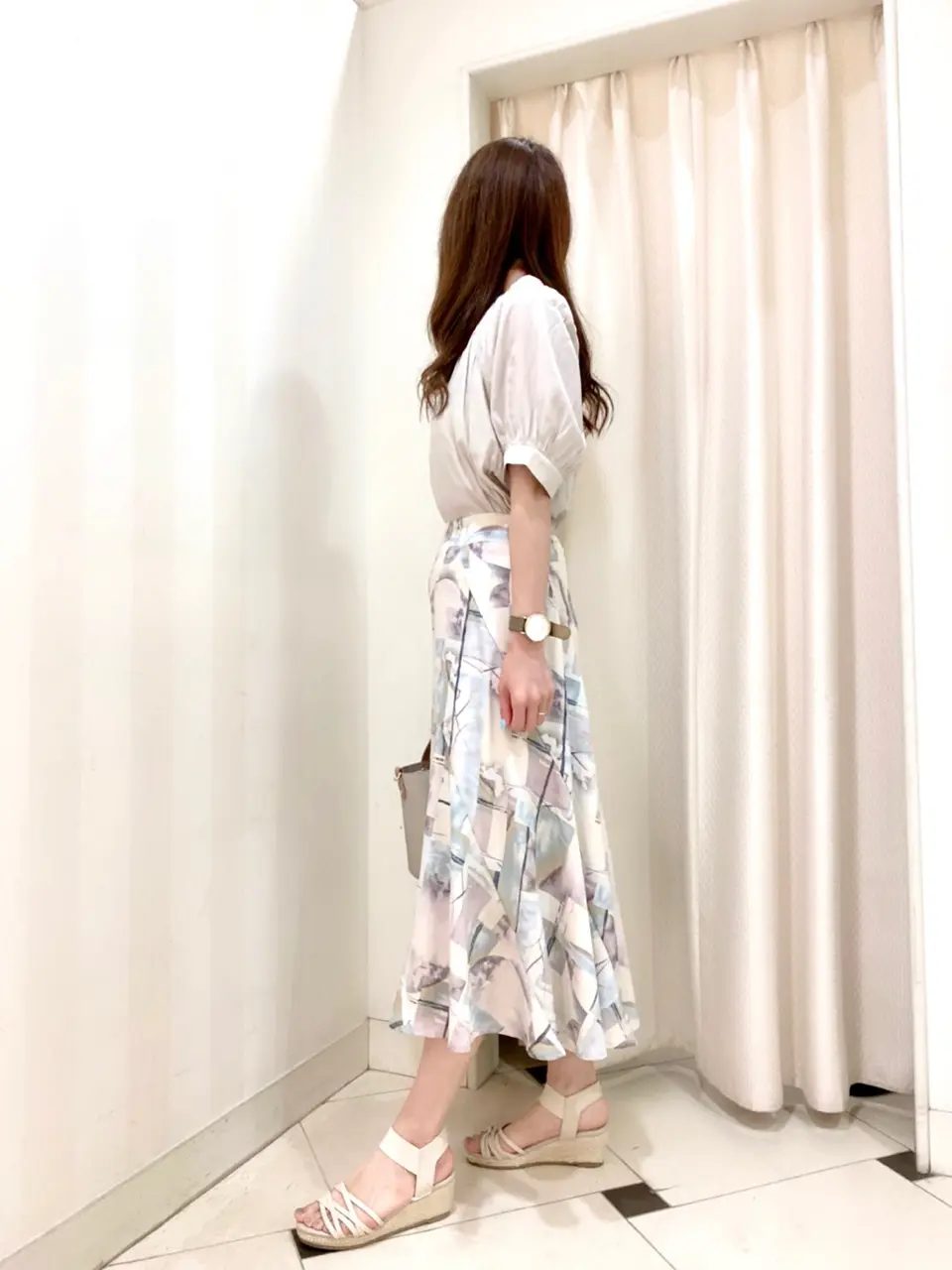 ANY SIS 金井 コーディネート画像