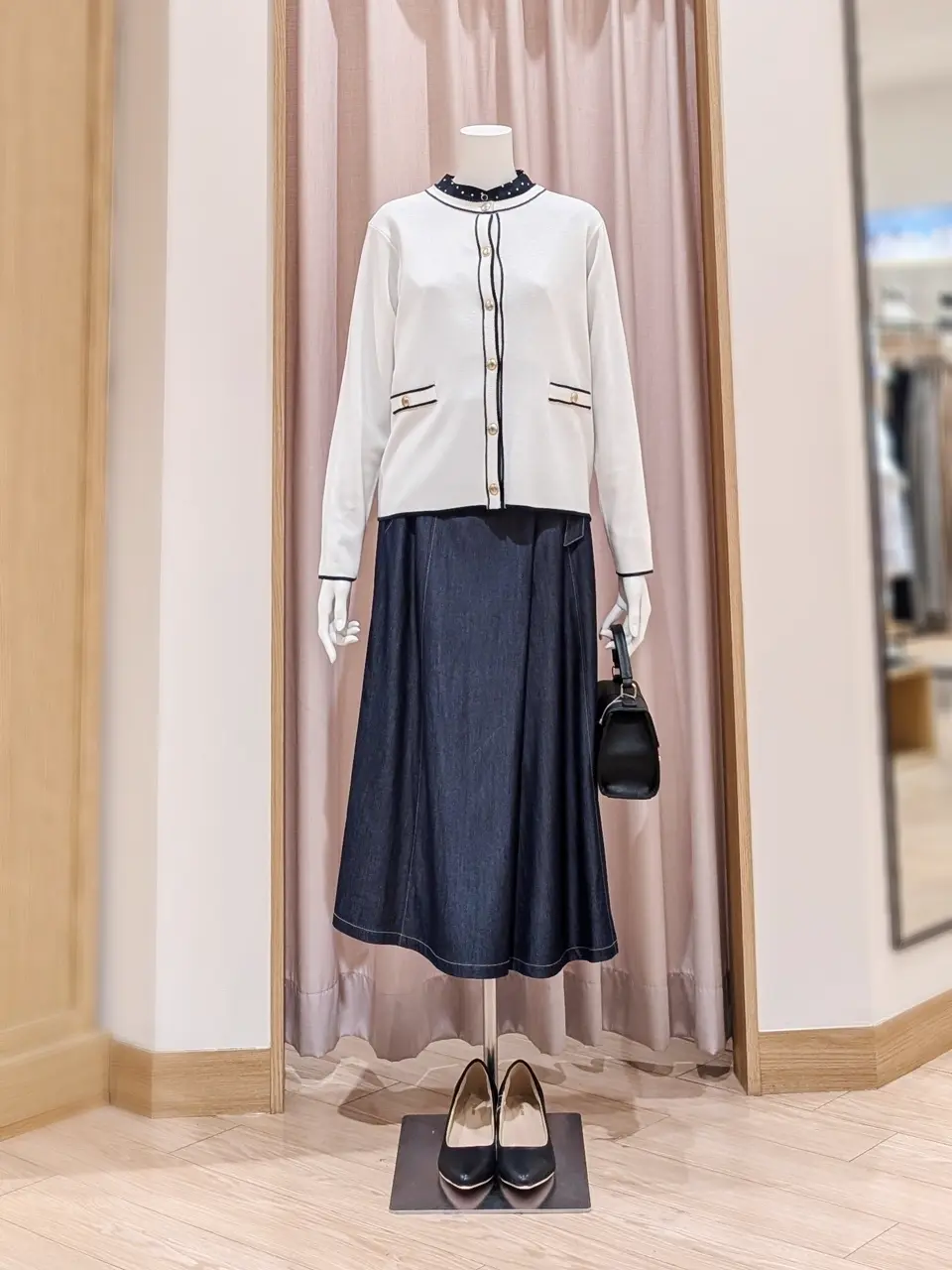 ANY SIS 岩田 コーディネート画像