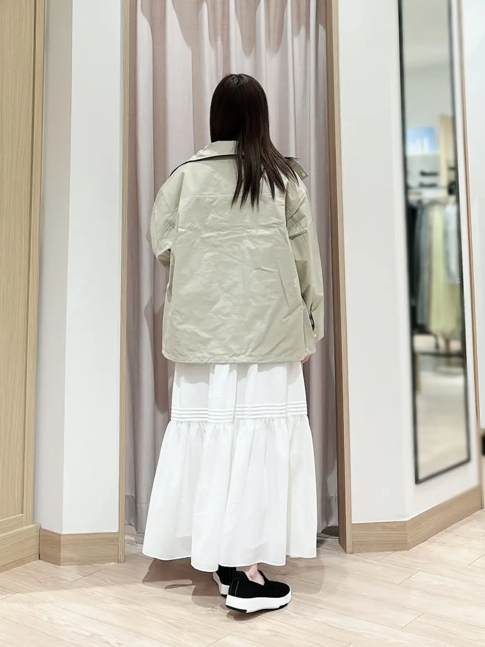 ANY SIS 濱口 コーディネート画像