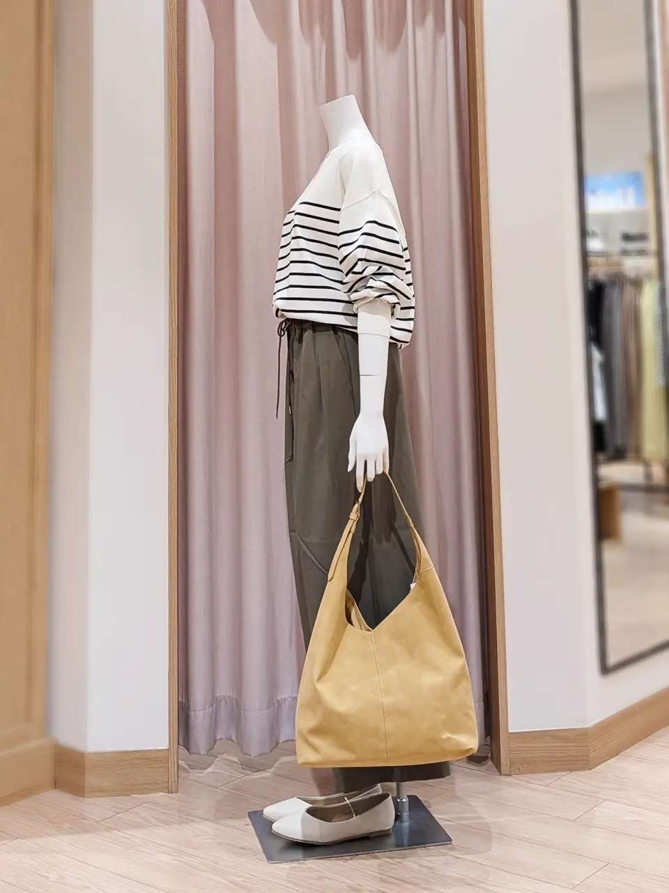 ANY 岩田 コーディネート画像