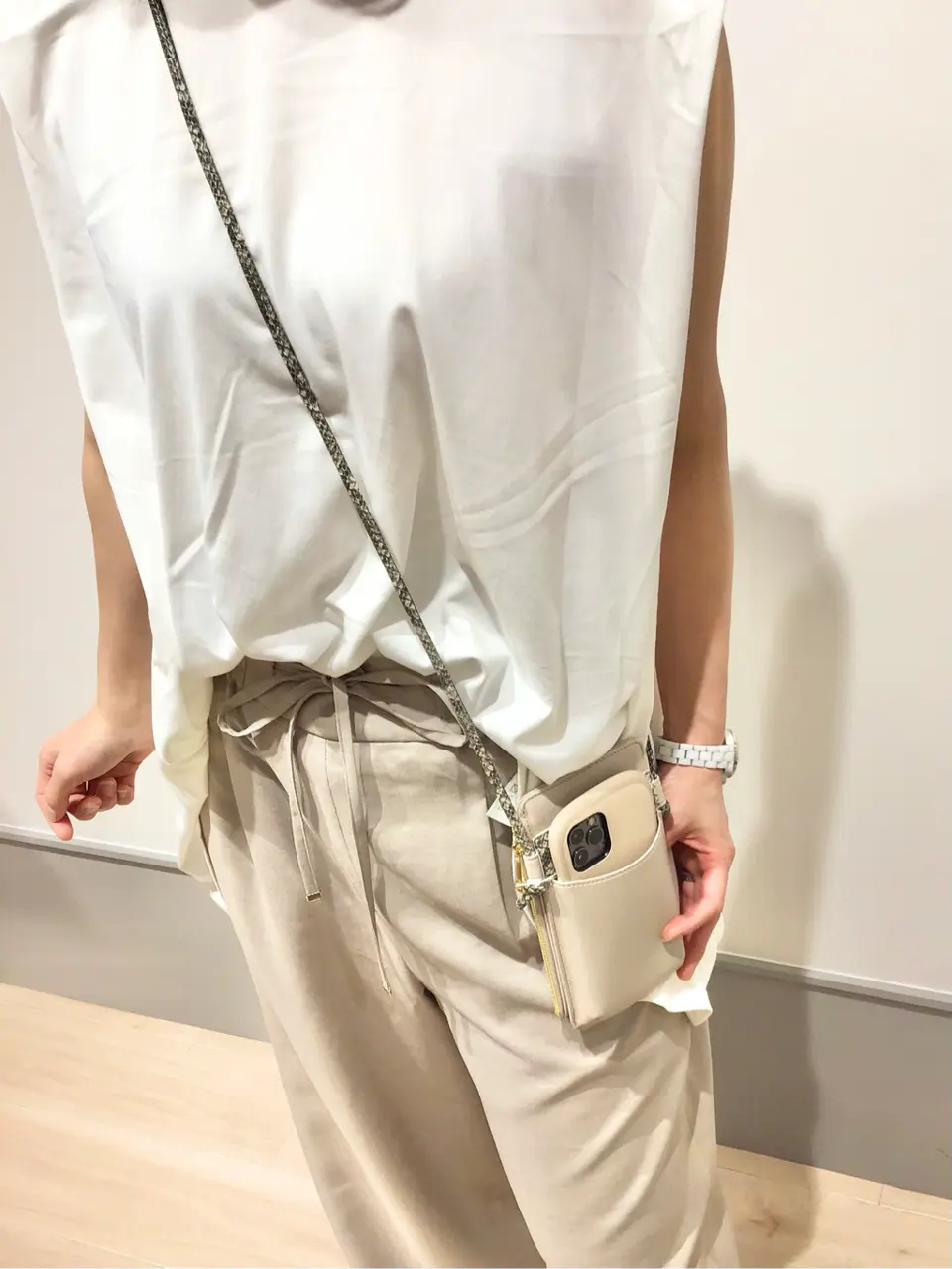 ANY SIS 山本 コーディネート画像