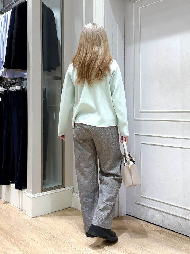 ANY SIS erika コーディネート画像