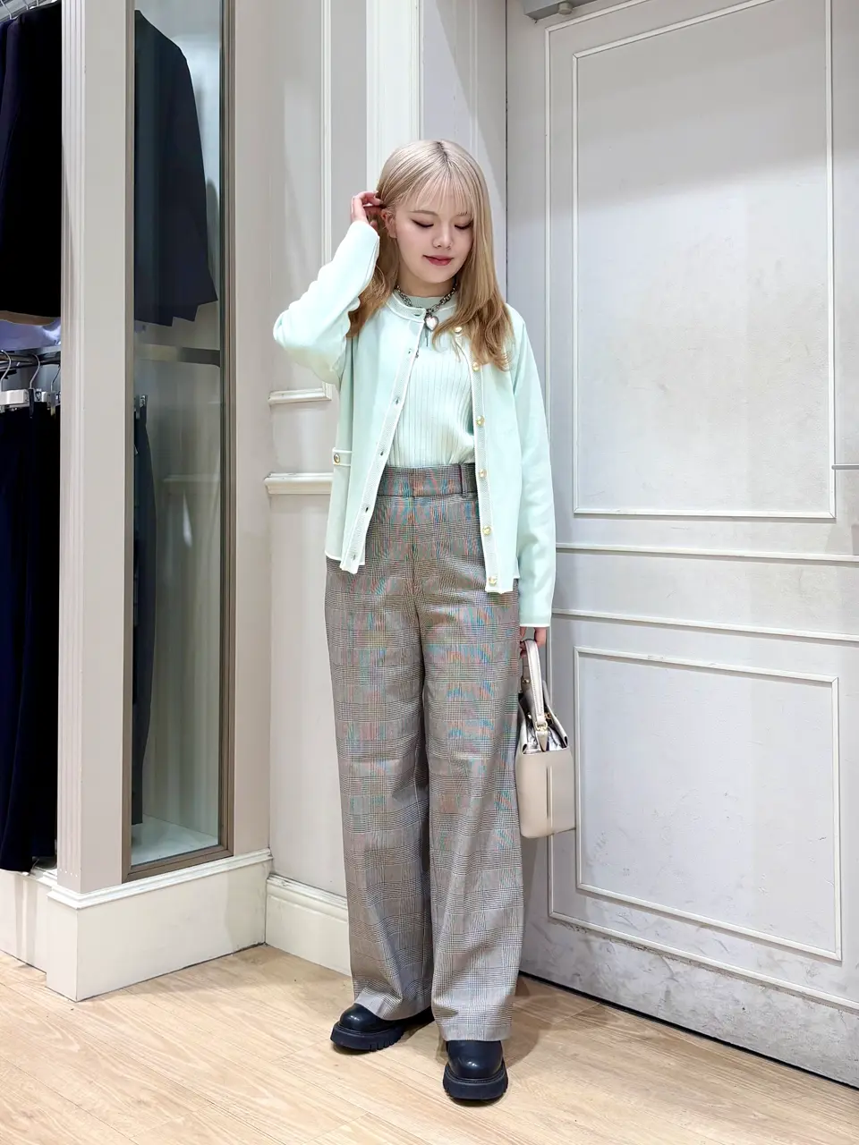  erika コーディネート画像