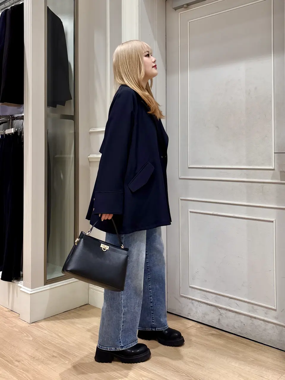 ANY SIS erika コーディネート画像