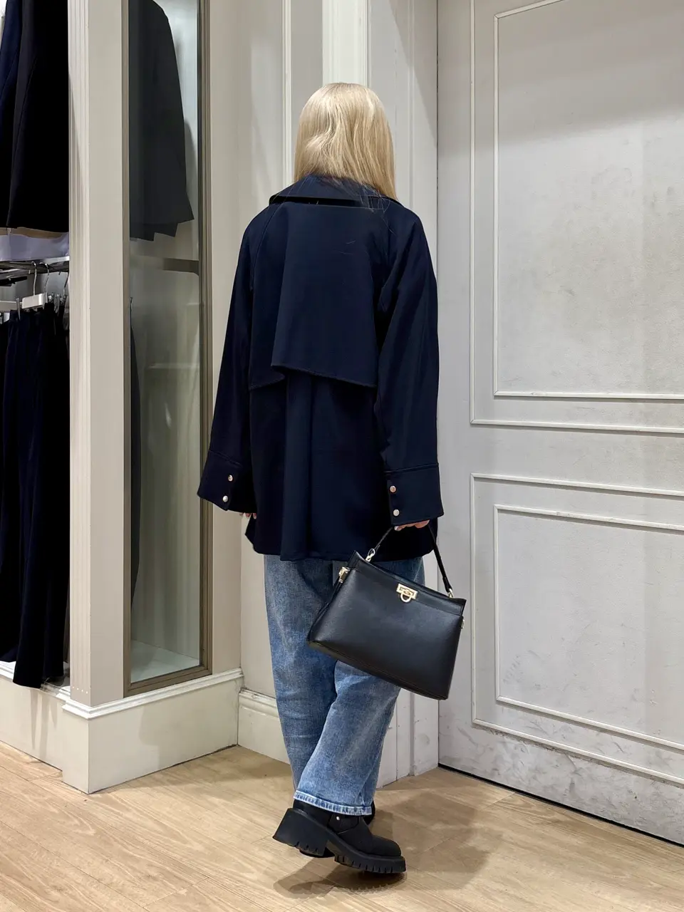 ANY SIS erika コーディネート画像