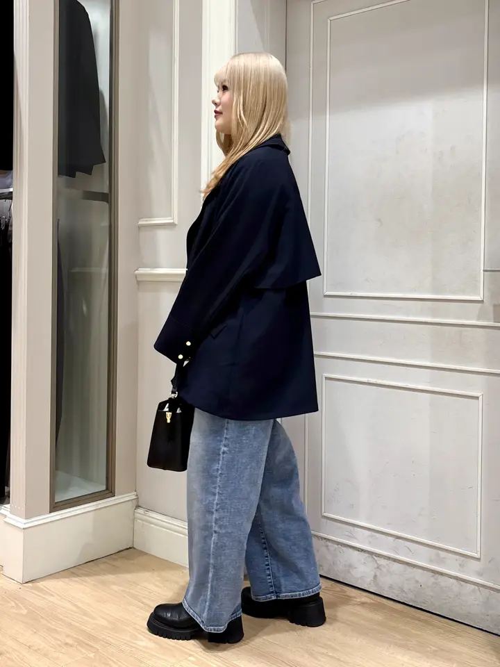 ANY SIS erika コーディネート画像