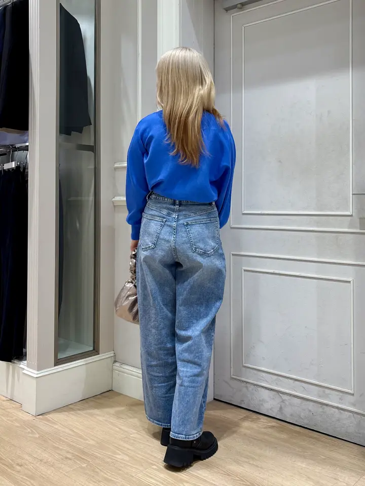 ANY SIS erika コーディネート画像