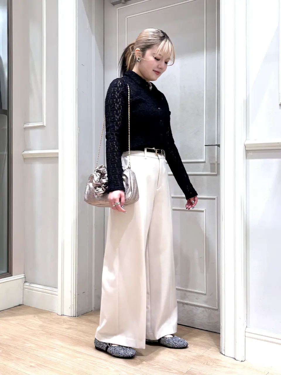 ANY SIS erika コーディネート画像