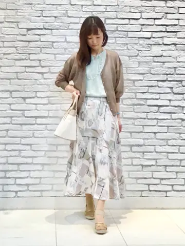 ANY SIS スタッフ コーディネート画像