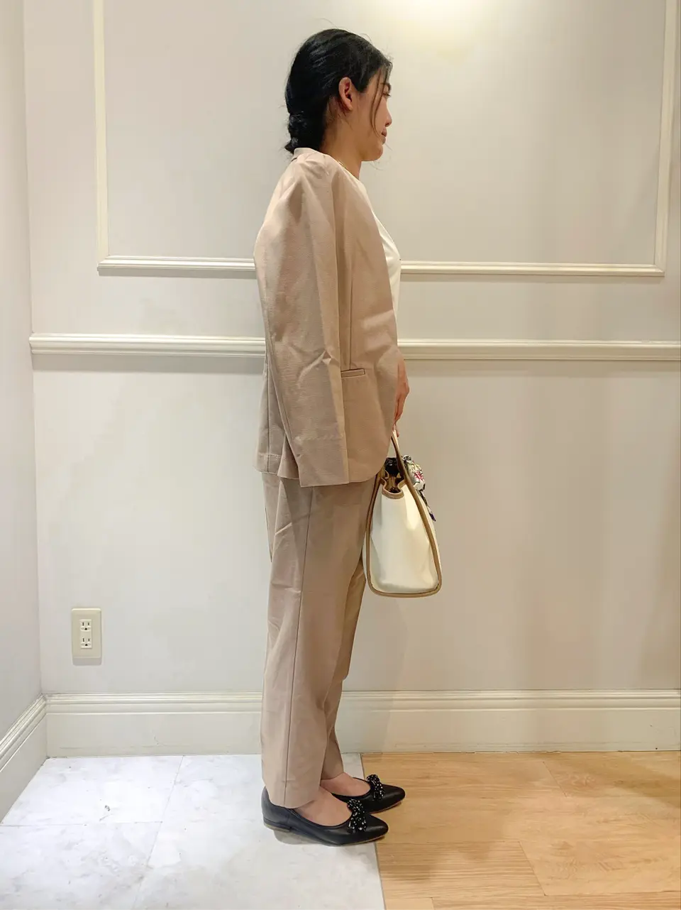 ANY SIS スタッフ コーディネート画像