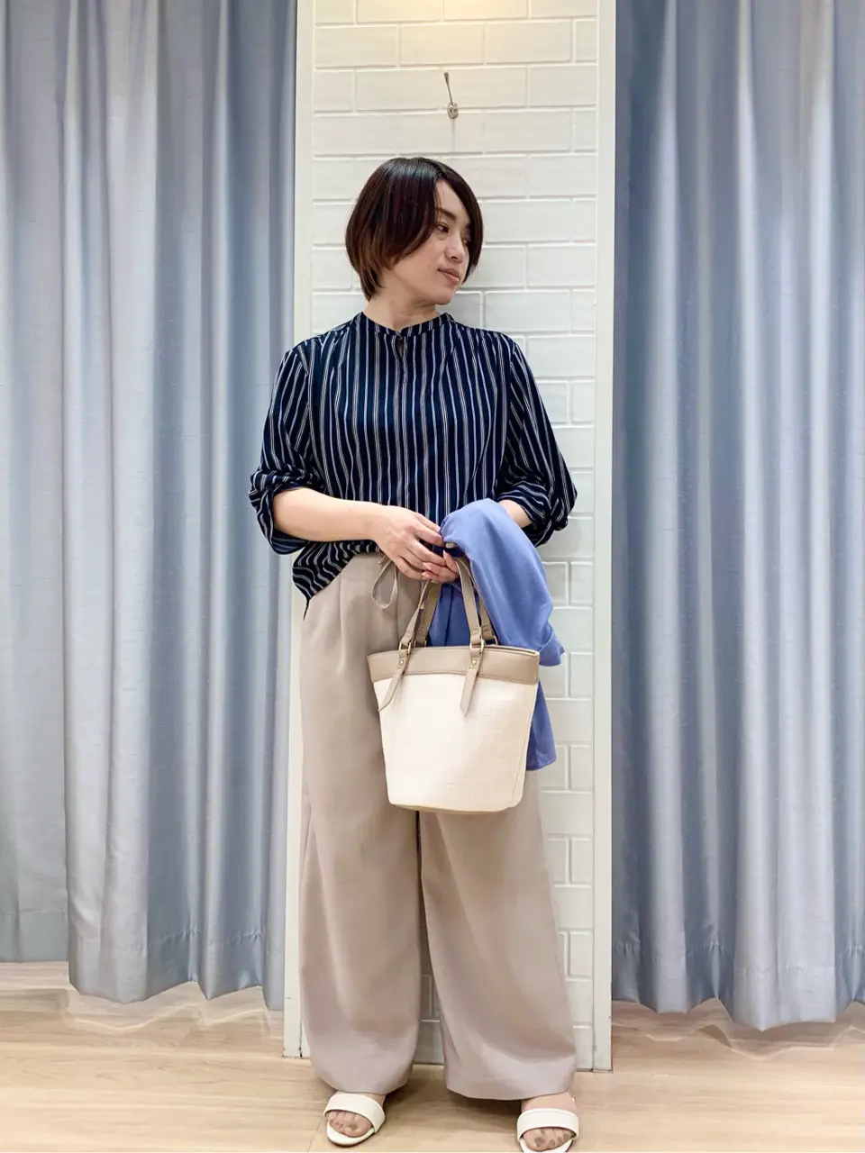 ANY SIS 丸岡 コーディネート画像