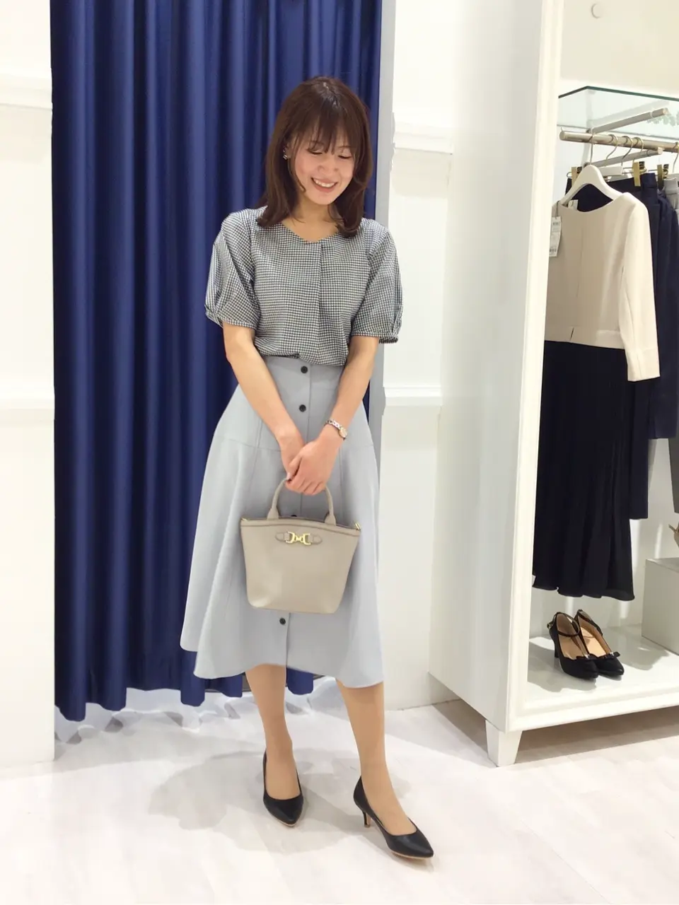 ANY SIS スタッフ コーディネート画像