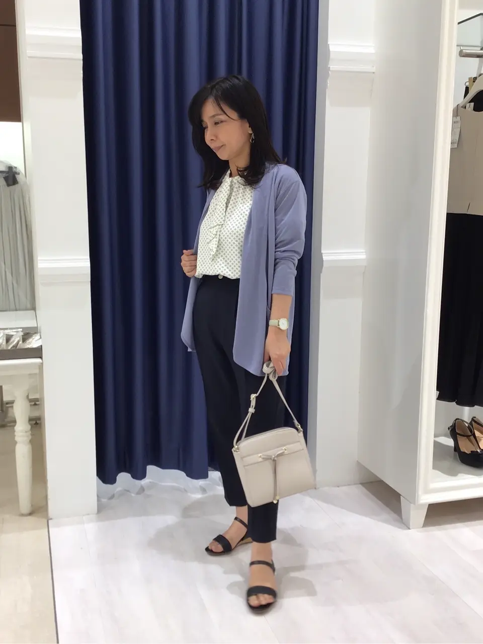 ANY SIS スタッフ コーディネート画像