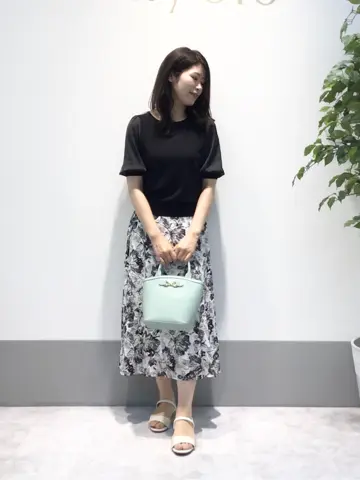 ANY SIS 岡本 コーディネート画像