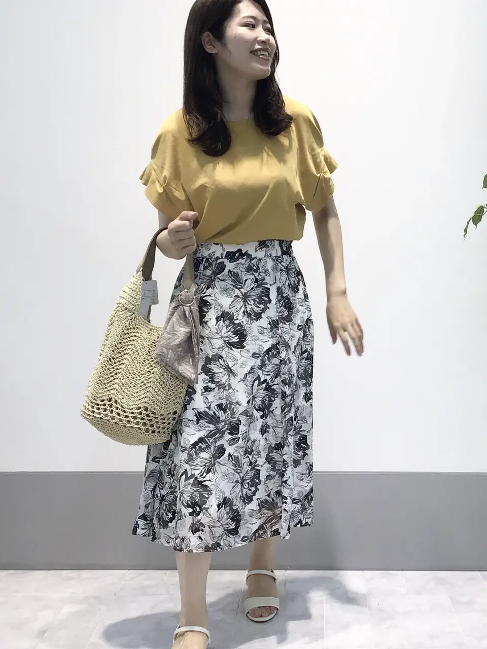 ANY SIS 岡本 コーディネート画像