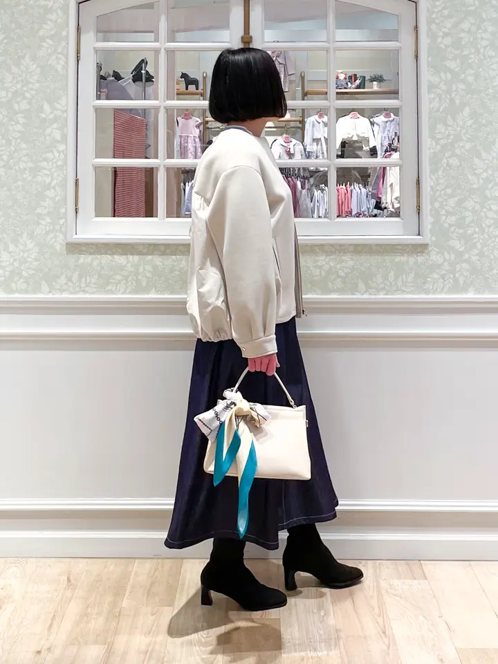 ANY SIS MIKA コーディネート画像