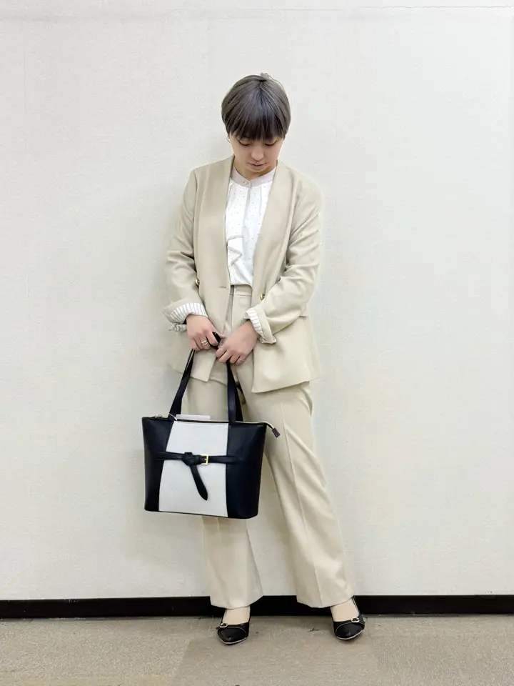 ANY SIS 村上 コーディネート画像