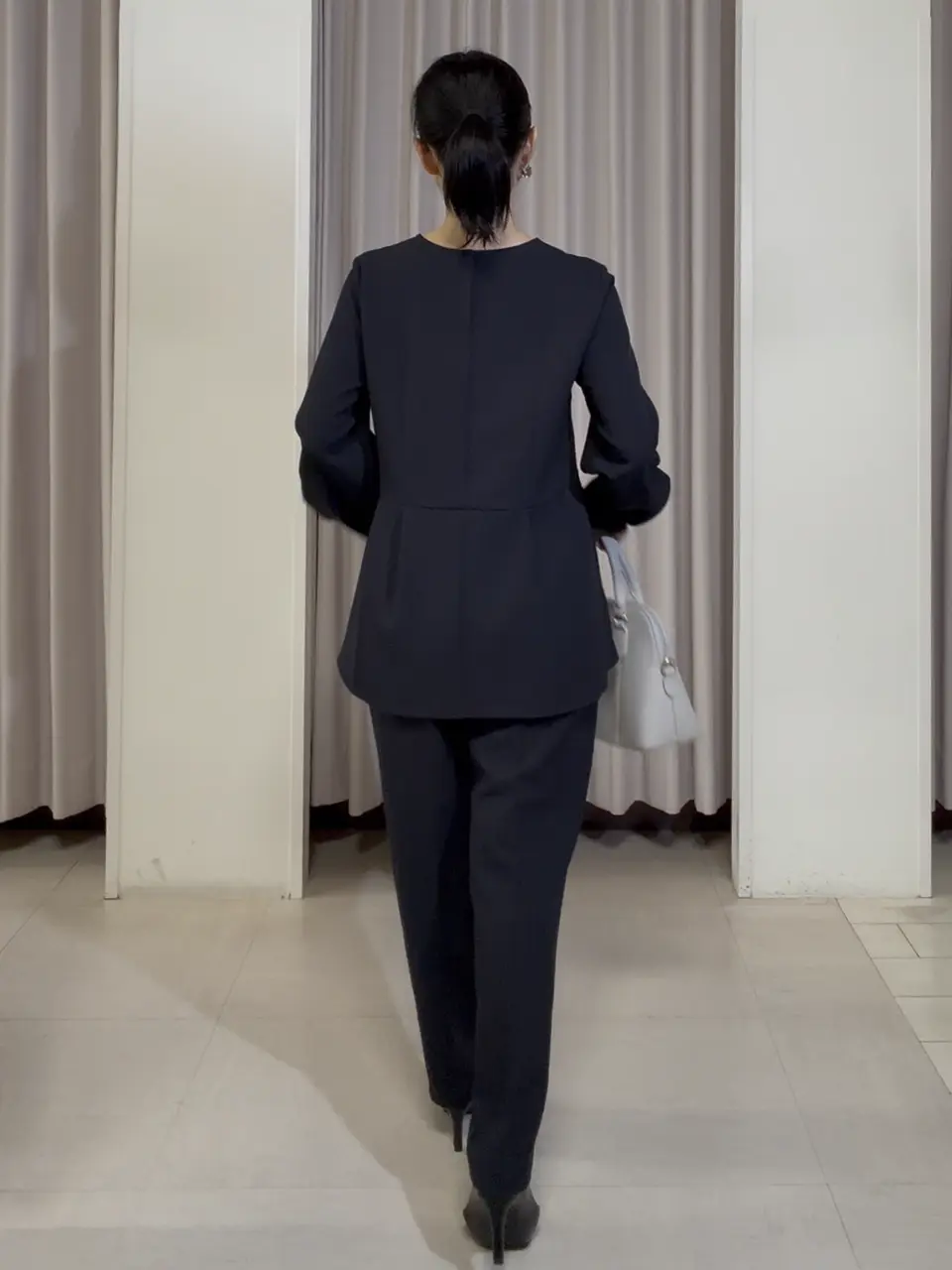 ANY SIS ナラ コーディネート画像