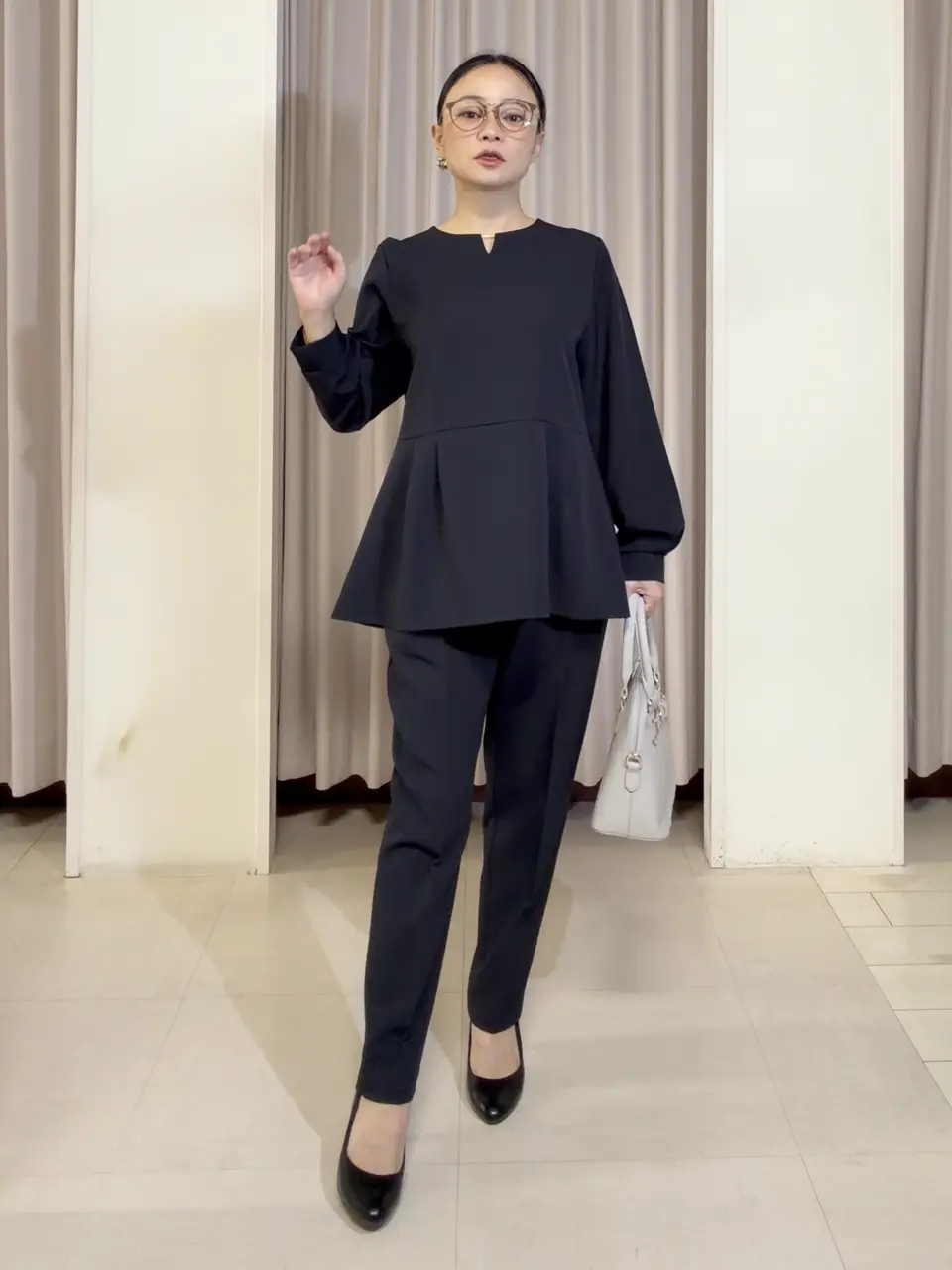 ANY SIS ナラ コーディネート画像