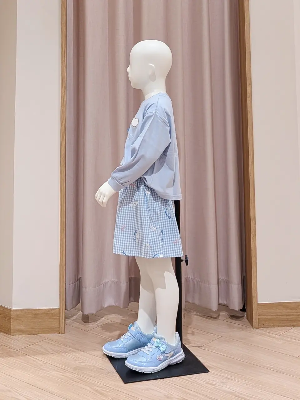 ANY 奥原 コーディネート画像