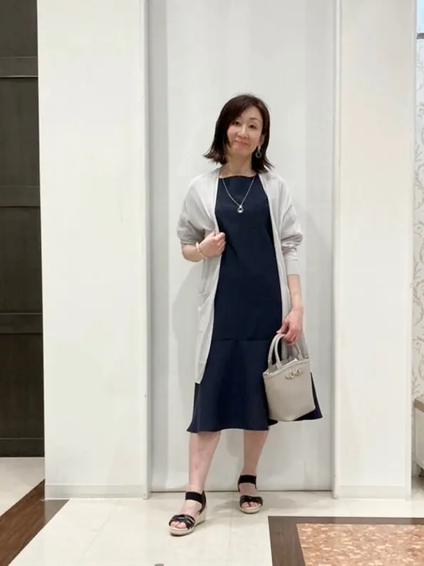 ANY SIS スタッフ コーディネート画像