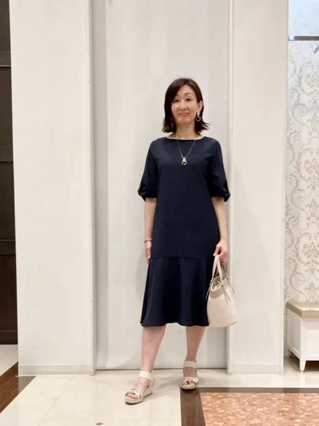 ANY SIS スタッフ コーディネート画像