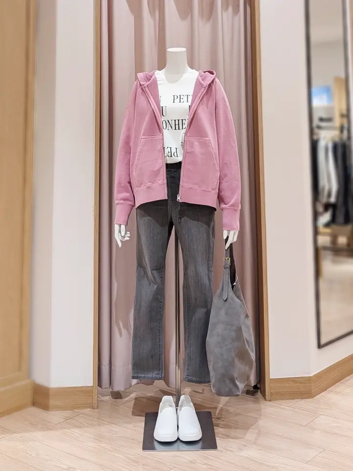 ANY 岩田 コーディネート画像