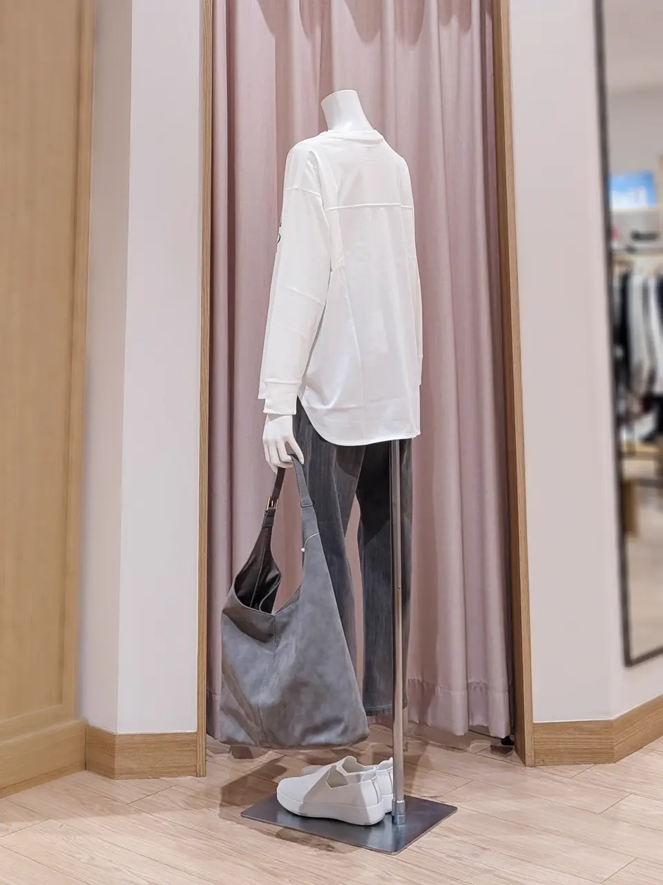 ANY 岩田 コーディネート画像