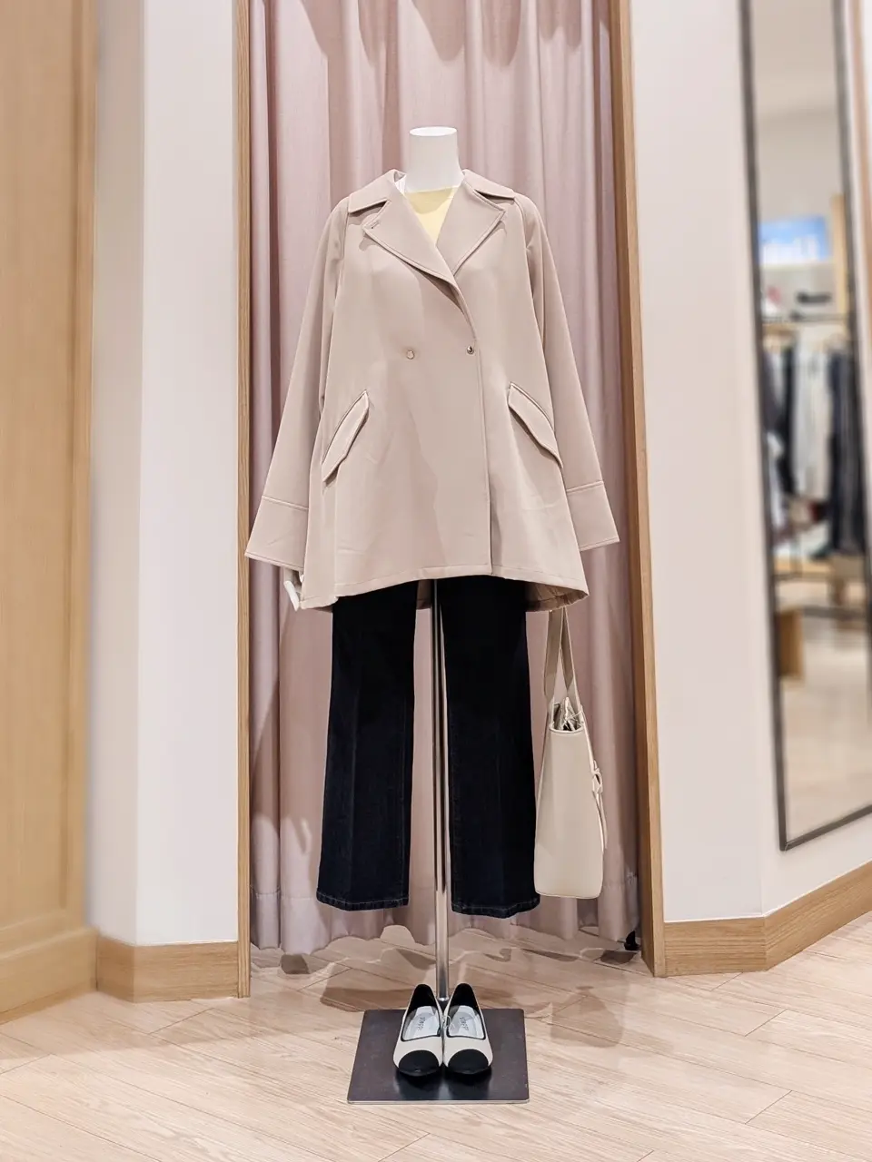 ANY SIS 岩田 コーディネート画像