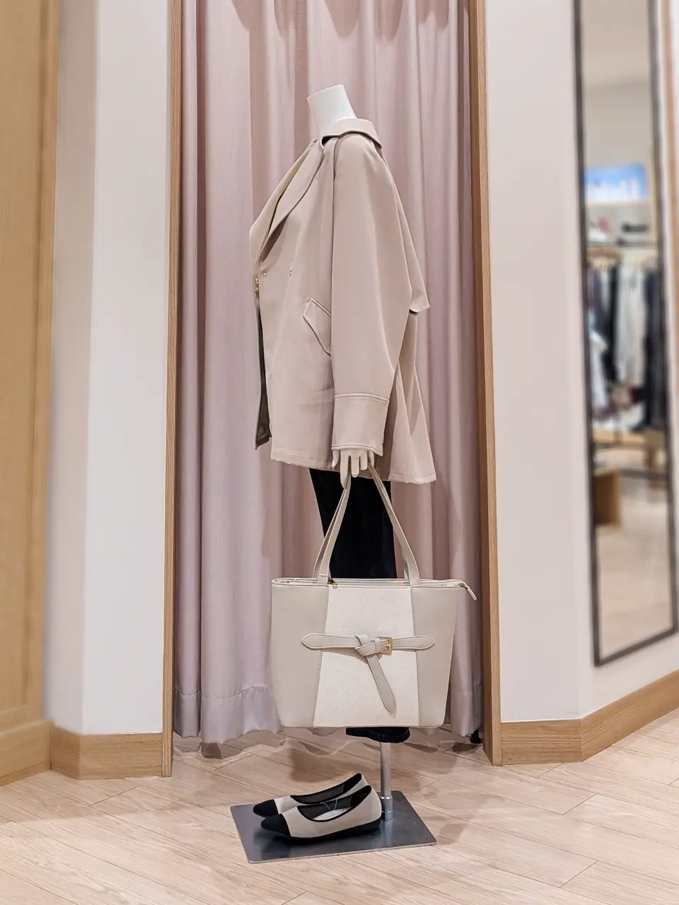 ANY SIS 岩田 コーディネート画像