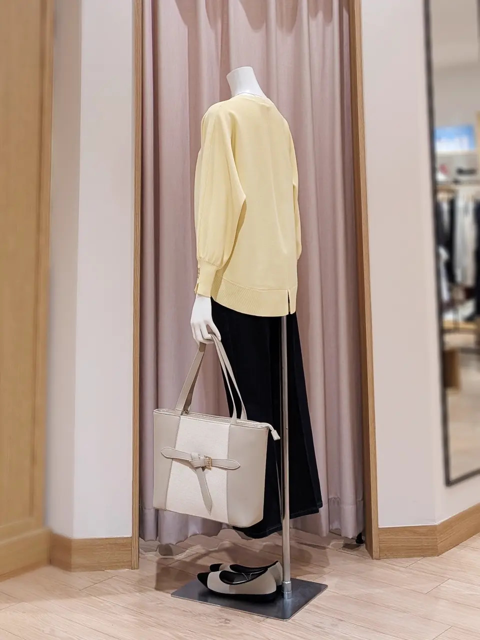 ANY SIS 岩田 コーディネート画像