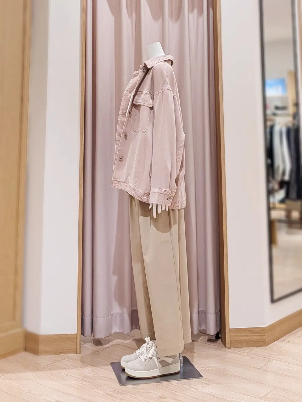 ANY 岩田 コーディネート画像