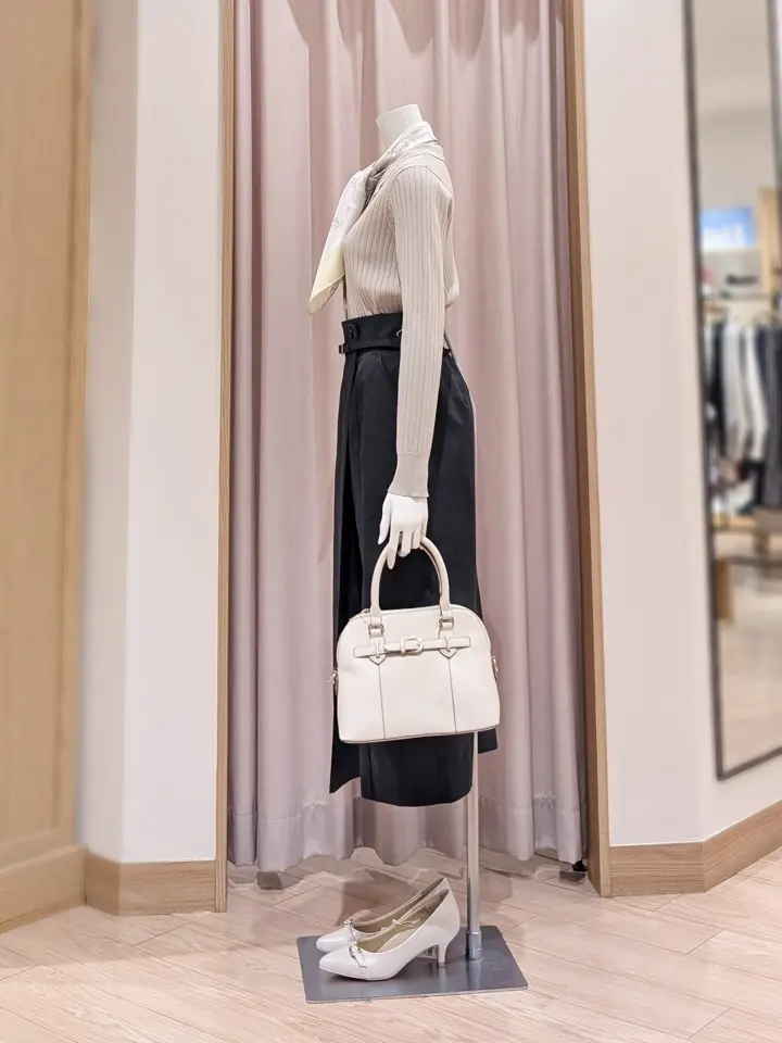 ANY SIS 岩田 コーディネート画像