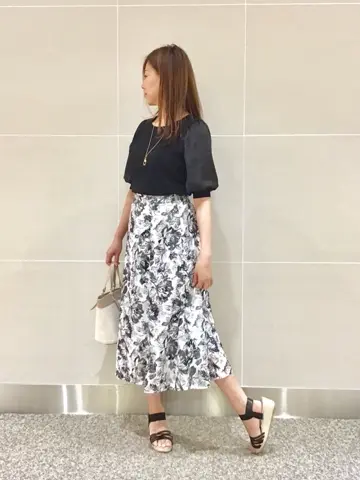 ANY SIS スタッフ コーディネート画像