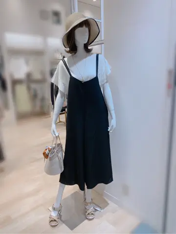 ANY SIS 新井 コーディネート画像