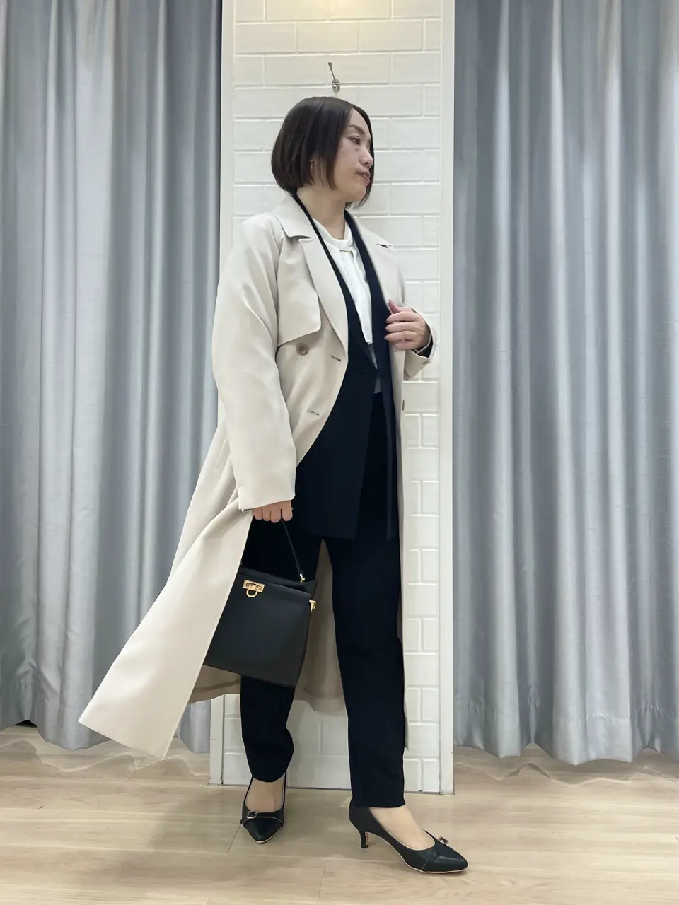 ANY SIS 丸岡 コーディネート画像