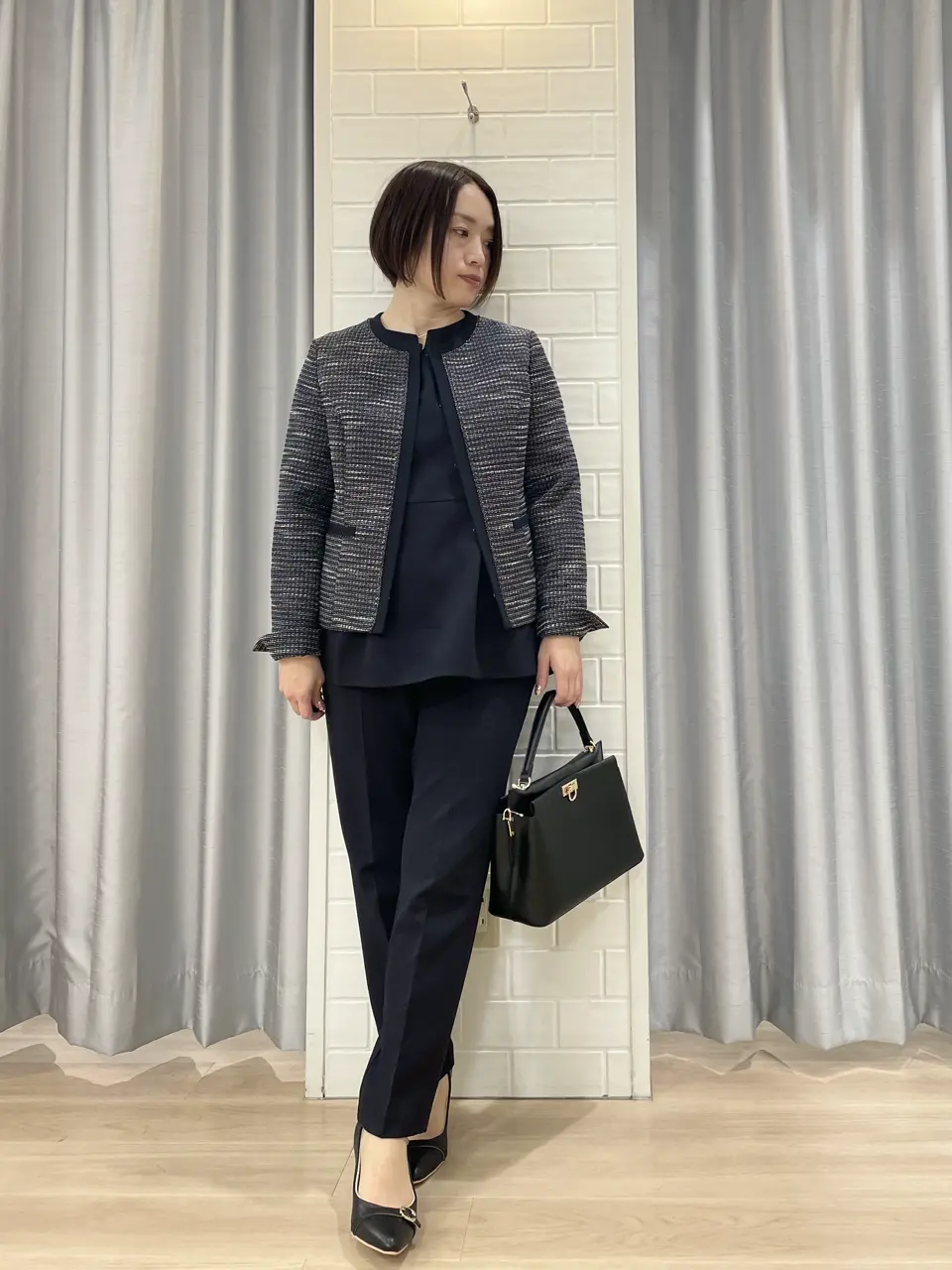 ANY SIS 丸岡 コーディネート画像