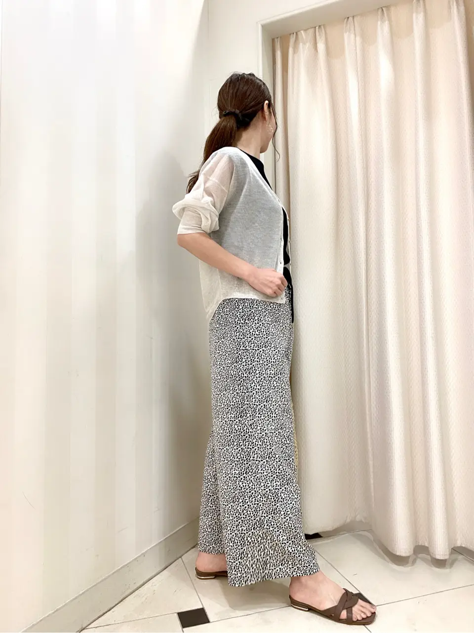 ANY SIS 金井 コーディネート画像