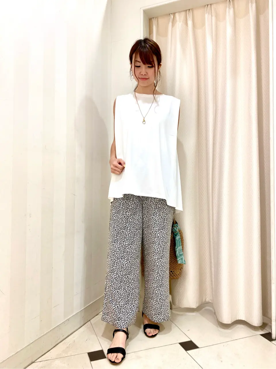 ANY SIS 金井 コーディネート画像