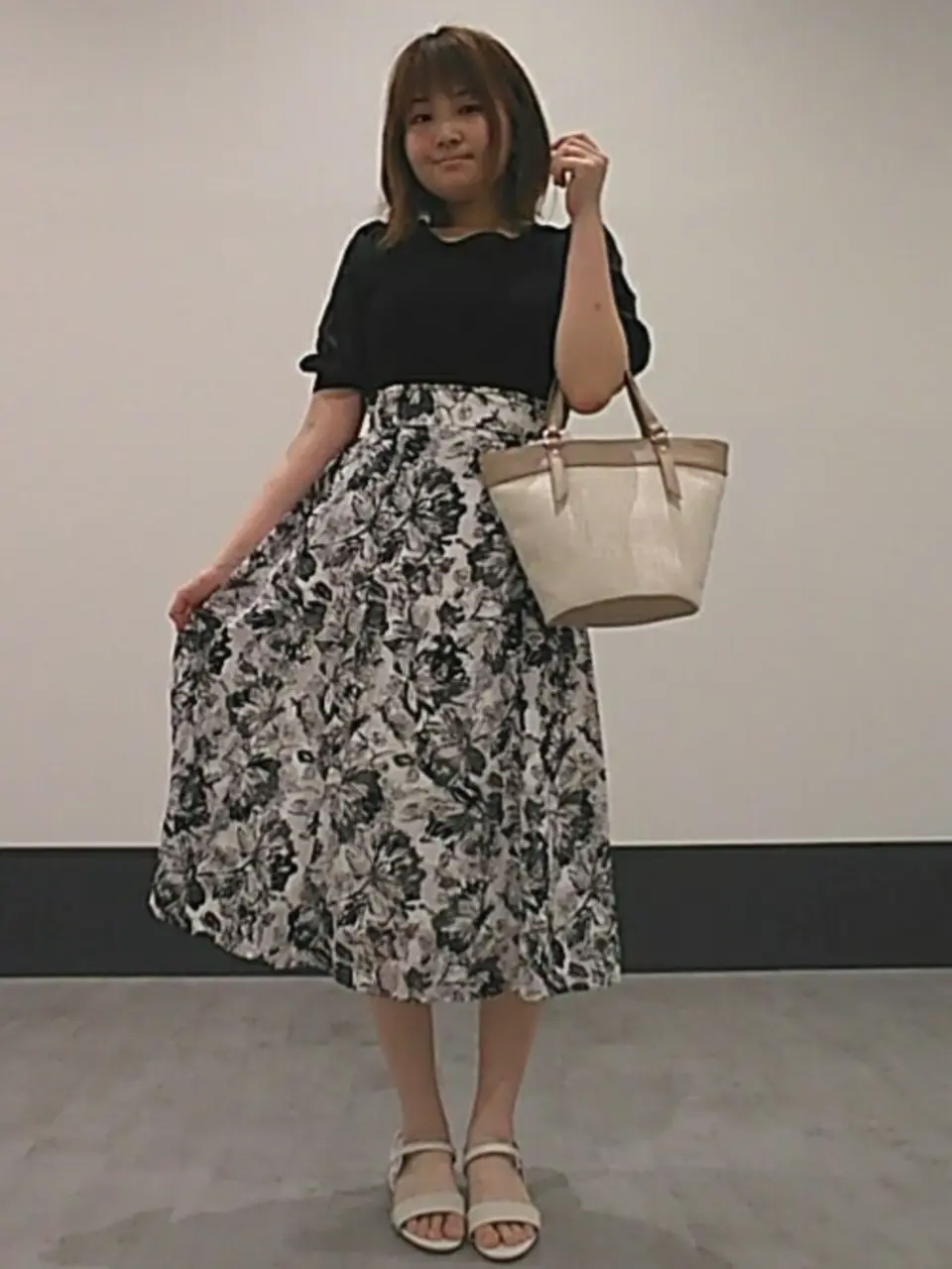  川根　彩 コーディネート画像