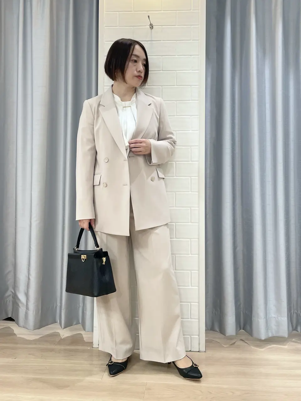 ANY SIS 丸岡 コーディネート画像