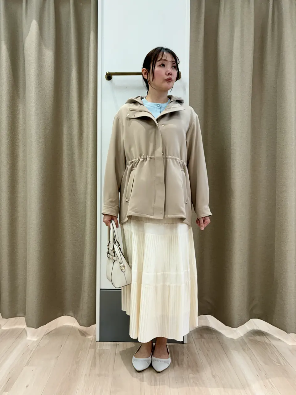 ANY SIS 笠羽 コーディネート画像