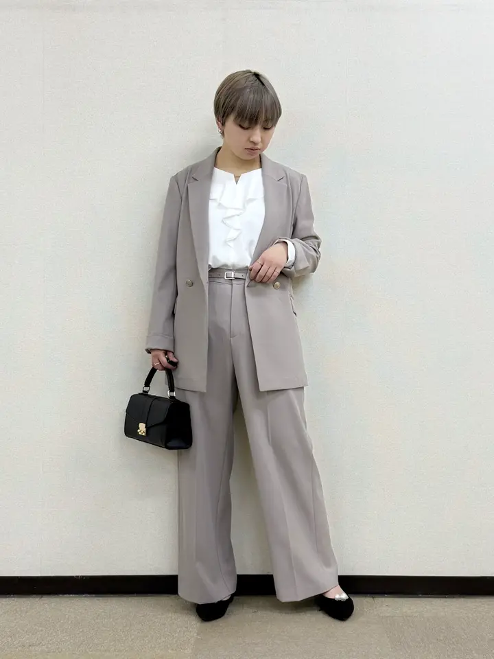 ANY SIS 村上 コーディネート画像